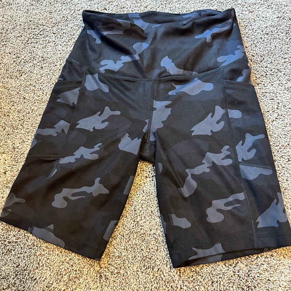 Yogalicious long bike short